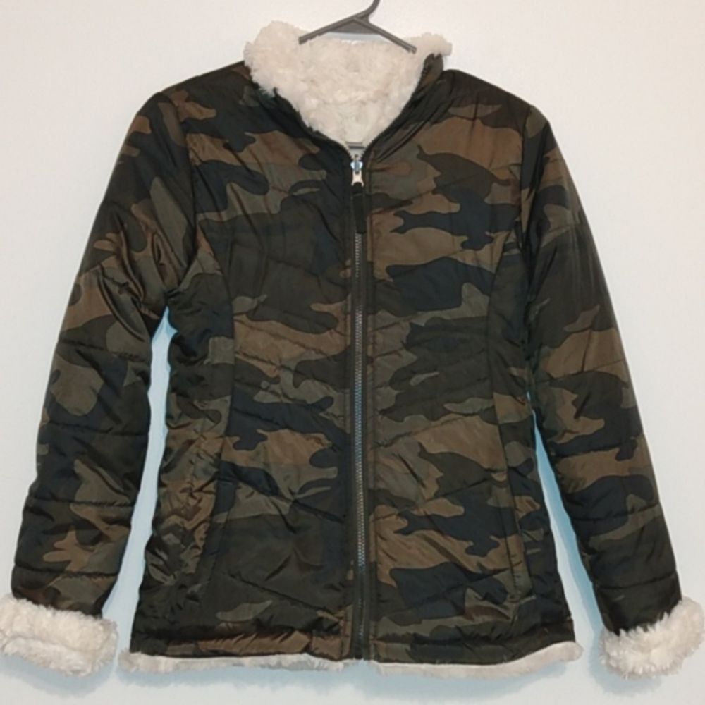 Camo Puffer Jacket Coat Size S Faux Fur Plush Lining Full Zip